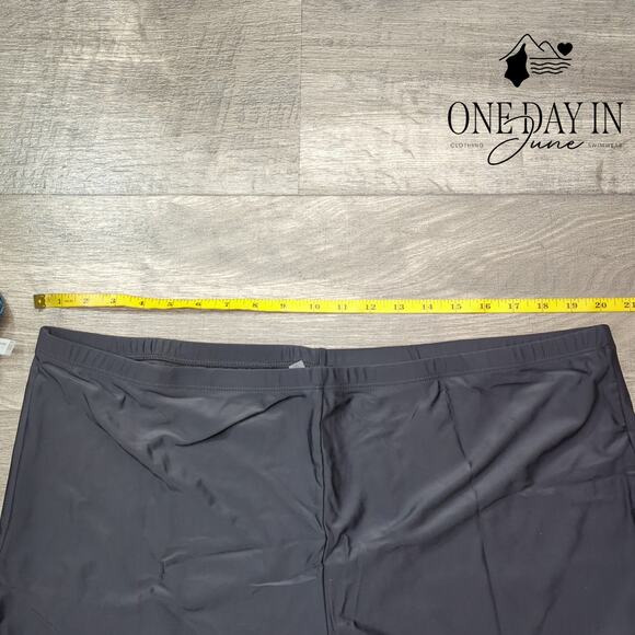 Yonique Plus Size Boyshort Tankini Swimsuit Size 26W - Picture 4 of 5